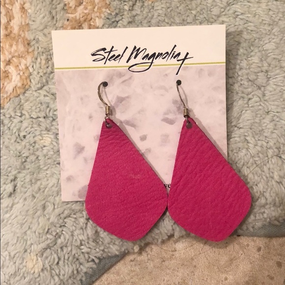 Jewelry - Hyde earrings